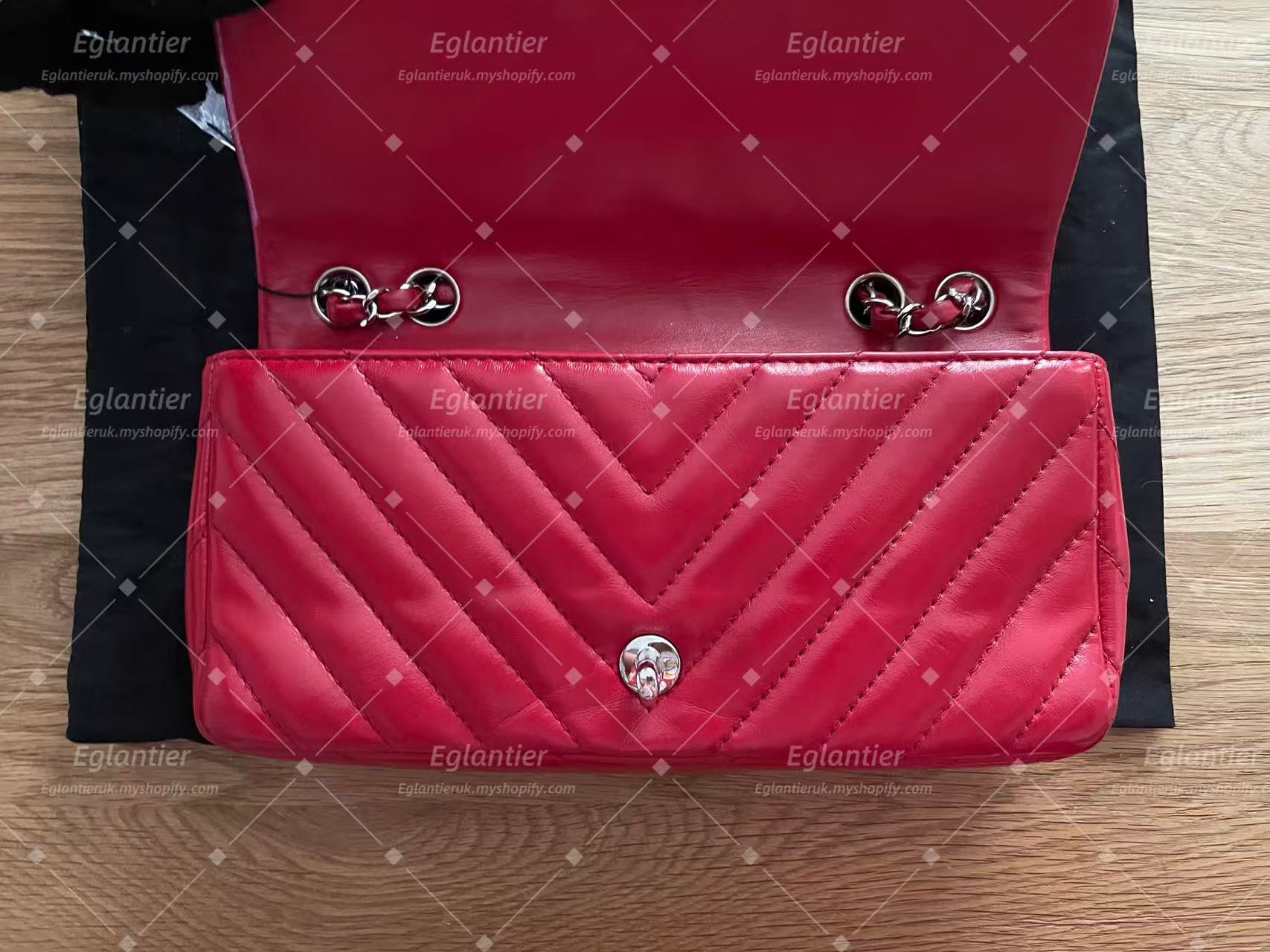 chanel flap bag