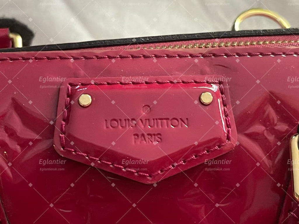 Louis Vuitton Speedy 30 Burgundy Patent Top Handle bag