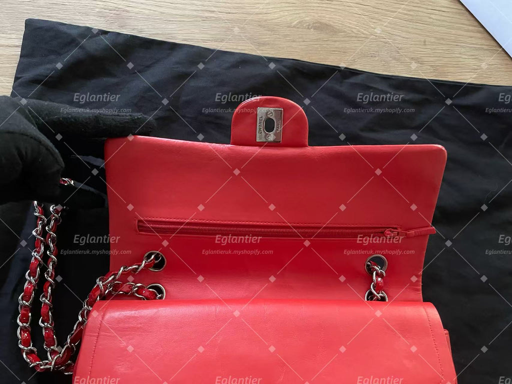 Chanel Timeless Classic Double flap medium patent red